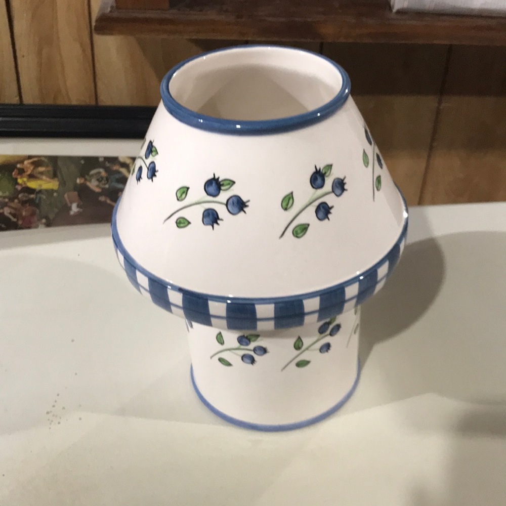 Glass candle holder